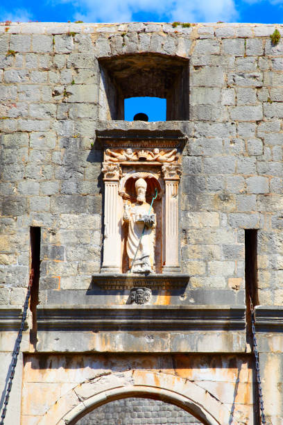 istock The Pile Gate  in Dubrovnik 811247314