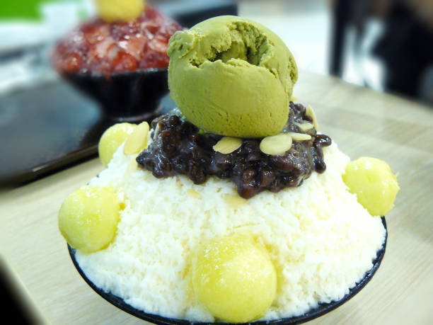 Bing su: Korean shaved ice dessert