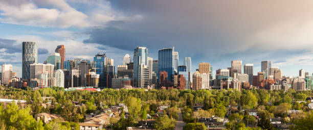 istock Calgary - panorama of city 811339112