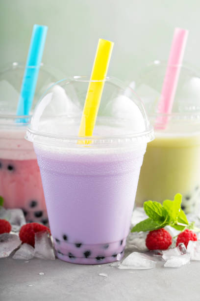 istock Variety of bubble tea in plastic cups 811507292