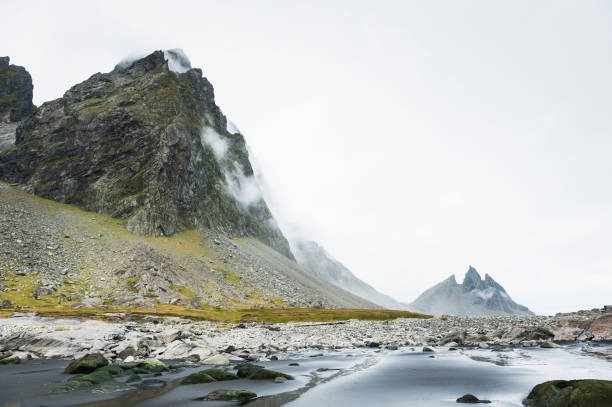 istock Mountains on the coast of Atlantic ocean. Iceland 811552298