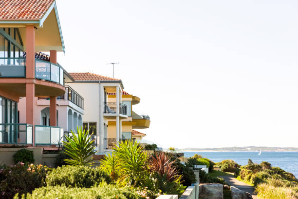 istock Path around the ocean, Cronulla NSW Australia, background, copy space 811670192