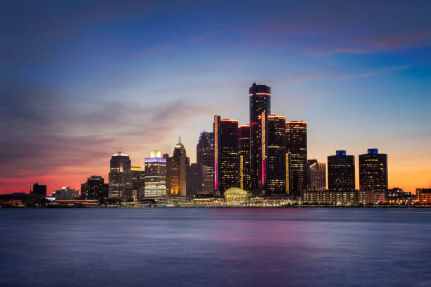 istock Detroit, Michigan at Dusk 811778316