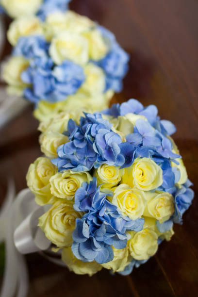 istock wedding bouquet, flowers 811798298