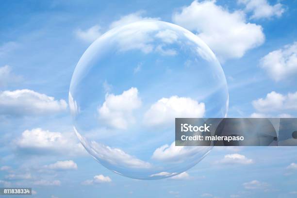 Kugel In Den Blauen Himmel Mit Weißen Wolke Stockfoto und mehr Bilder von Wind - Wind, Sauber, Reinheit