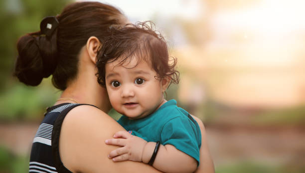istock Indian Mother and Daughter 811843526