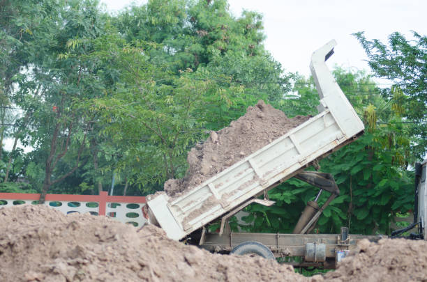 istock Dump truck to soil to improve the soil. For construction 811932800