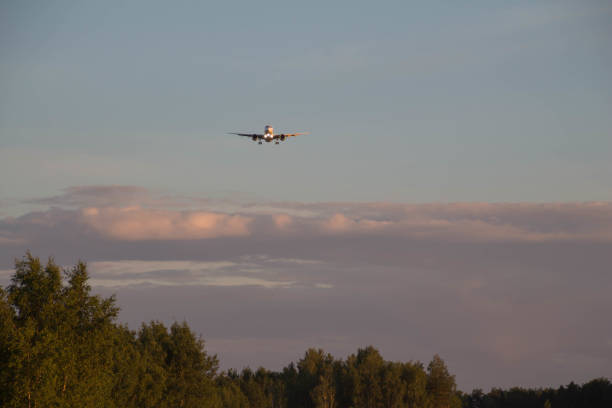 istock AirBaltic Bombardier CS300 approach 812019906