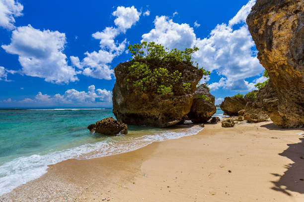 istock Bingin Beach - Bali Indonesia 812085762