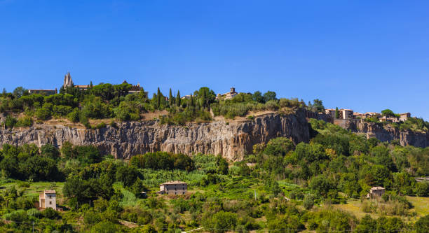 istock Orvieto medieval town in Italy 812090386