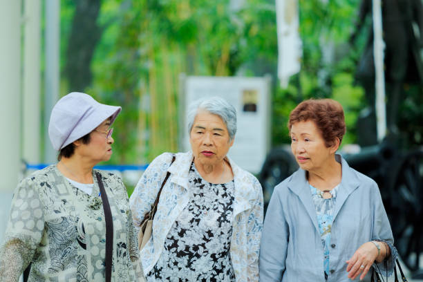 istock Japanese elderly women travel 812286582
