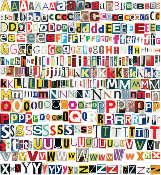 journal de grande taille, alphabet de coupures de magazines - cut up photos photos et images de collection