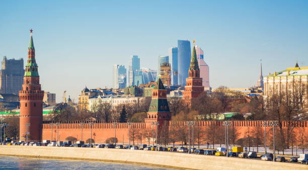 istock Moscow embankment in winter 812501634
