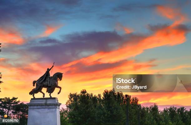 St Louis Statue In Forest Park St Louis Missouri Stock Photo - Download Image Now