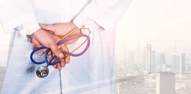 istock Doctor with the city. 812927776