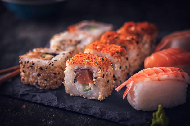 寿司のバリエーション - japanese food ストックフォトと画像