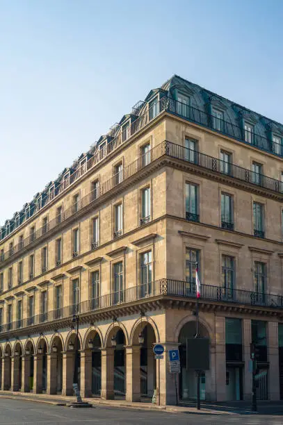 Photo of A typical Haussmann style building in Paris.