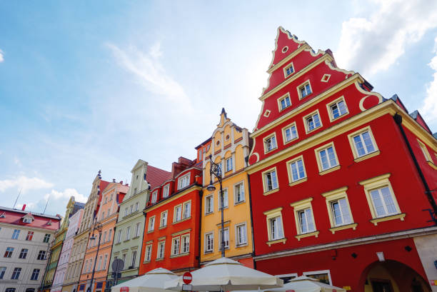 istock Colorful houses in Wroclaw on Solny Square 813012712