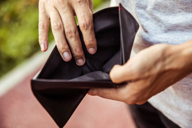 istock No money in wallet 813015840