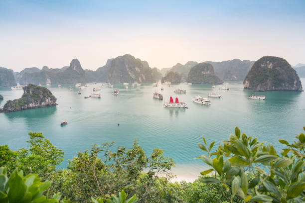 istock Ha long Bay, Vietnam - Beautiful Sunrise 813041210