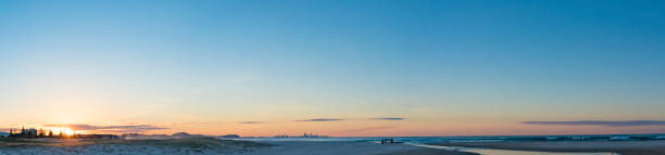 istock Clear Sky at Sunset on the Gold Coast Australia 813073808