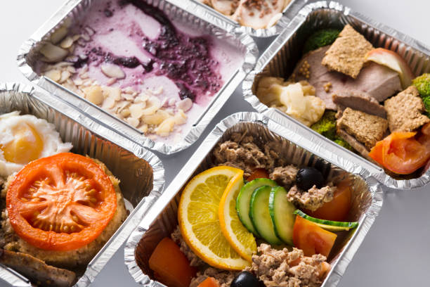 istock Healthy food take away in foil boxes 813078714