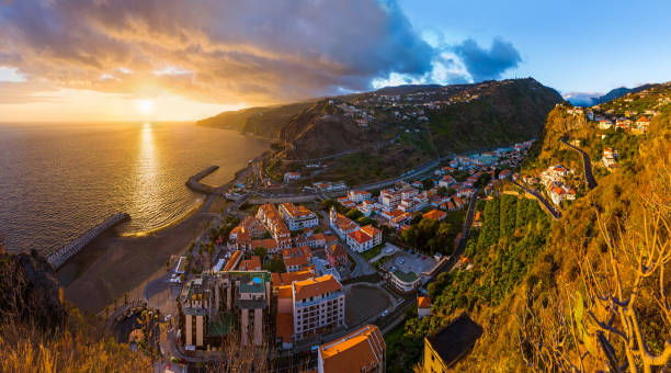 istock Town Ribeira Brava - Madeira United Kingdom 813087158