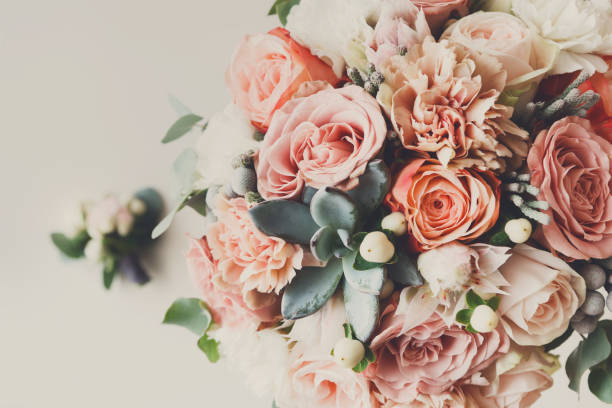 istock Wedding flowers, floral decor, bridal bouquet 813117582