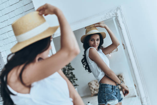 istock Trendy girl. 813118228