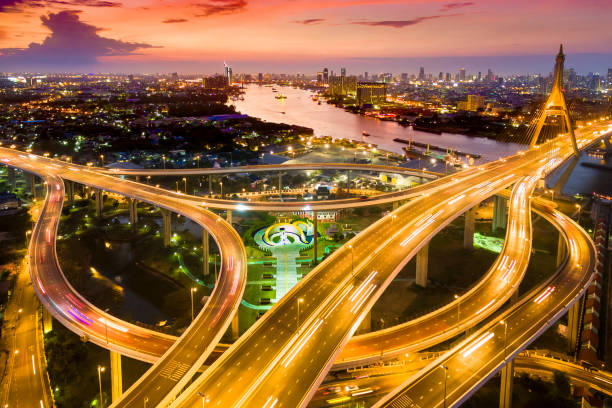 bhumibol bridge  - bridge bangkok suspension bridge river - fotografias e filmes do acervo