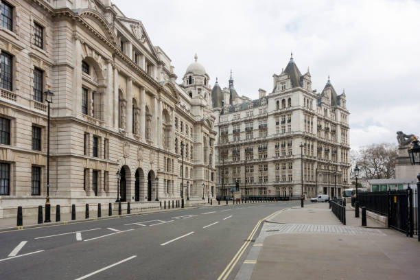 istock Horse Guards Avenue 813187054