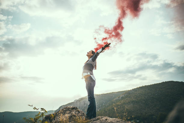 istock Smoke to the sky 813272706