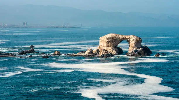 Photo of Portada (Arch) Rock Formation, Chilean Coastline, La Portada National Reserve, Antofagasta, Chile