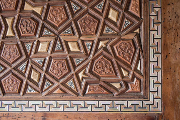 istock Ottoman Turkish  art with geometric patterns on wood 813402084