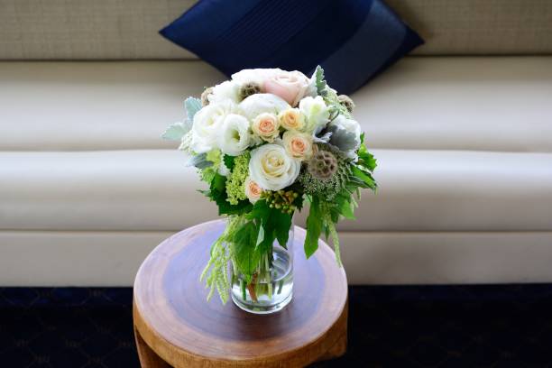 istock Bouquet of wedding flowers 813421152