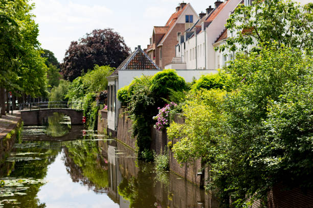 istock Small houses along a canal 813785168