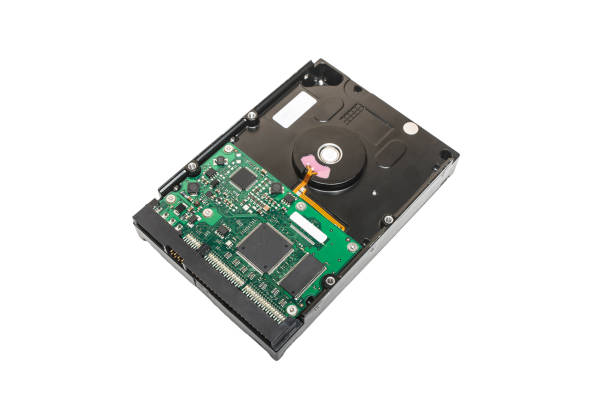 istock 3,5 inch desktop ide hard drive isolated on white background 814622610