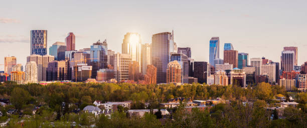 istock Calgary - panorama of city 814647304
