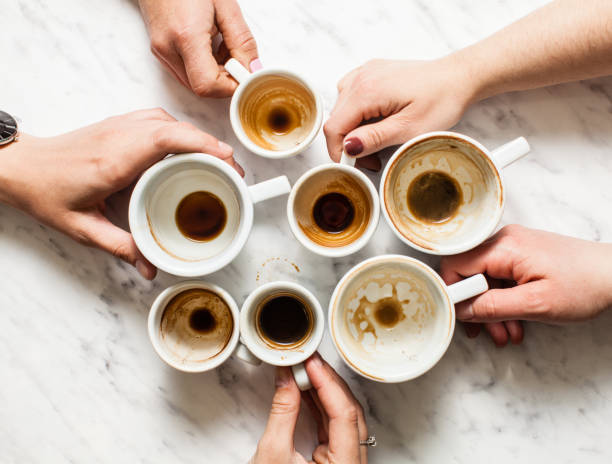 istock Dirty cups of coffee afterparty 814721878