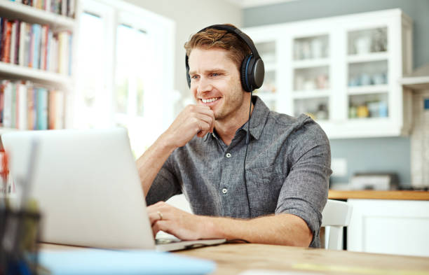 istock So many new shows to stream 814928824