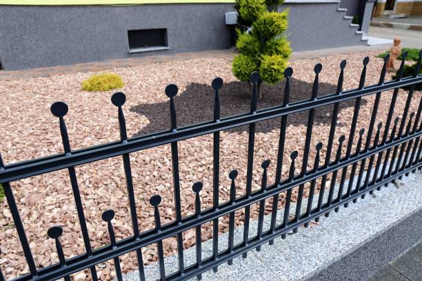 istock New and modern garden fence 815060078