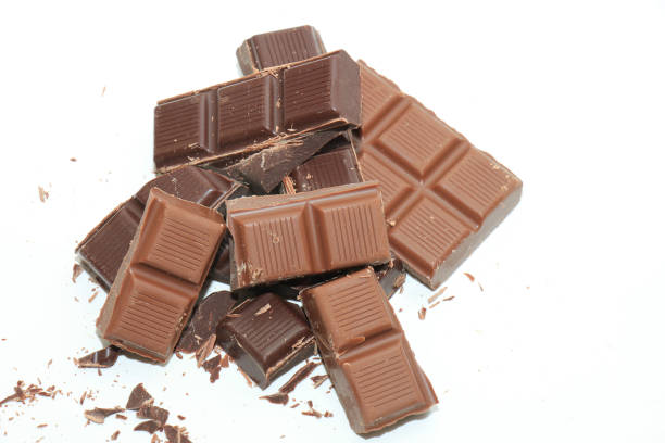 istock Pieces of chocolate bars 815480734