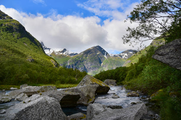 Vue sur la montagne en Norvège - Photo