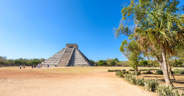 istock Chichen Itza - El Castillo Pyramid - Ancient Maya Temple Ruins in Yucatan, Mexico 815721358