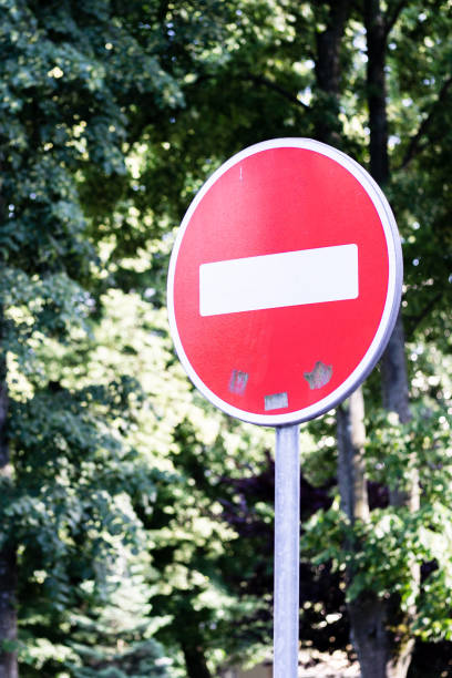 istock Traffic sign no entrance 816223174