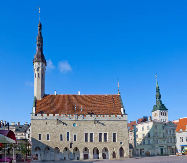 istock Medieval Town Hall in old Tallinn, Estonia 816354368