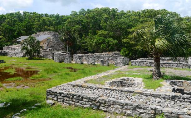Xcambo mayan ruins Pyramide culture mexico Yucatan