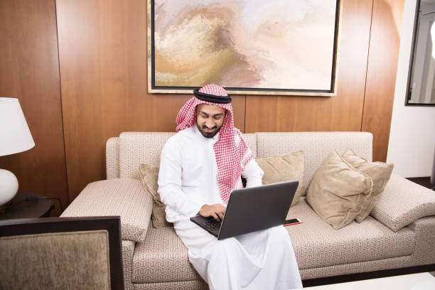 istock Young Arab man in traditional dress 816479800