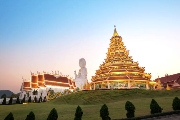 istock Wat Huay Plakang 9 Tier Temple 816640664