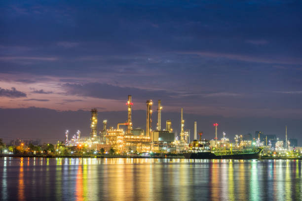 istock Waterfront at oil refinery plant 816711874